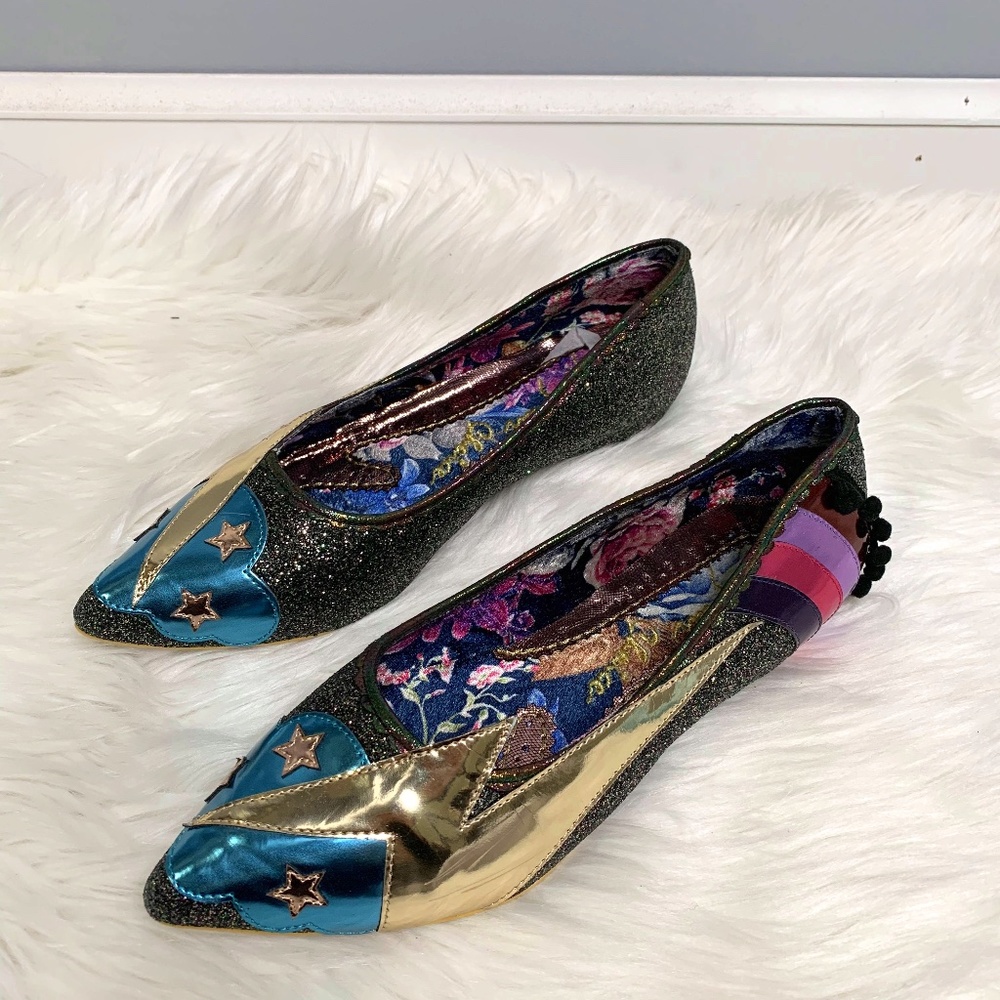 NIB Ground Control Irregular Choice